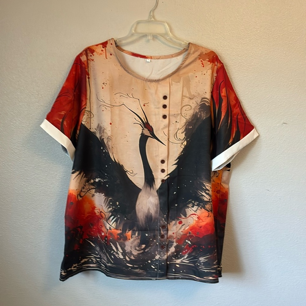 Women’s lightweight top